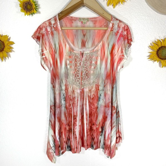 Live & Let Live sublimation embroidered short sleeve sway blouse size small - Picture 7 of 9